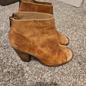 Bedstu Onset Peeptoe Bootie Brown Leather 8